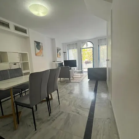 Center Beachfront For Vacation