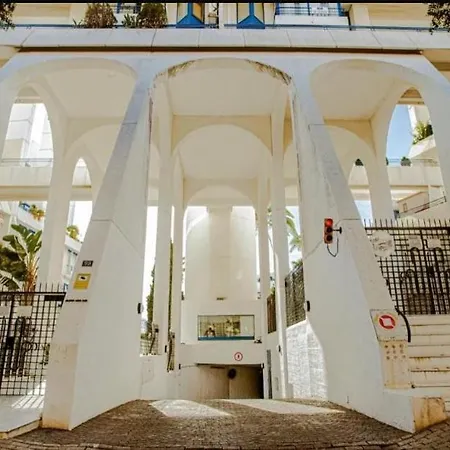 Center Beachfront For Vacation Apartment