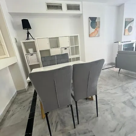 Center Beachfront For Vacation Apartment *